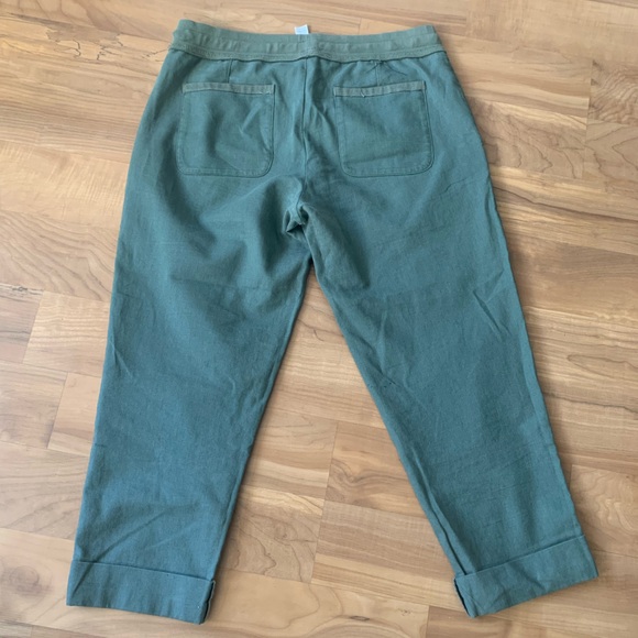 Linen Cotton Capris: Lucy - Picture 2 of 11